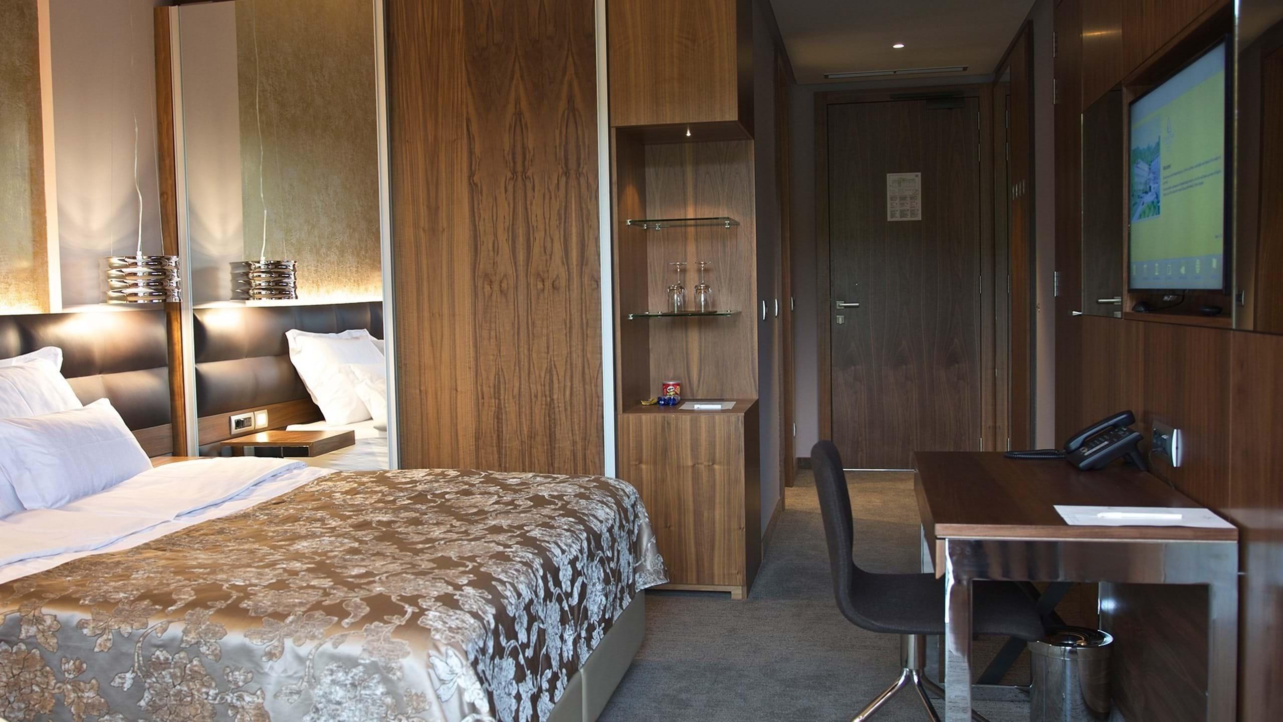 Atlantida Boutique Hotel ロガシュカ・スラティナ エクステリア 写真