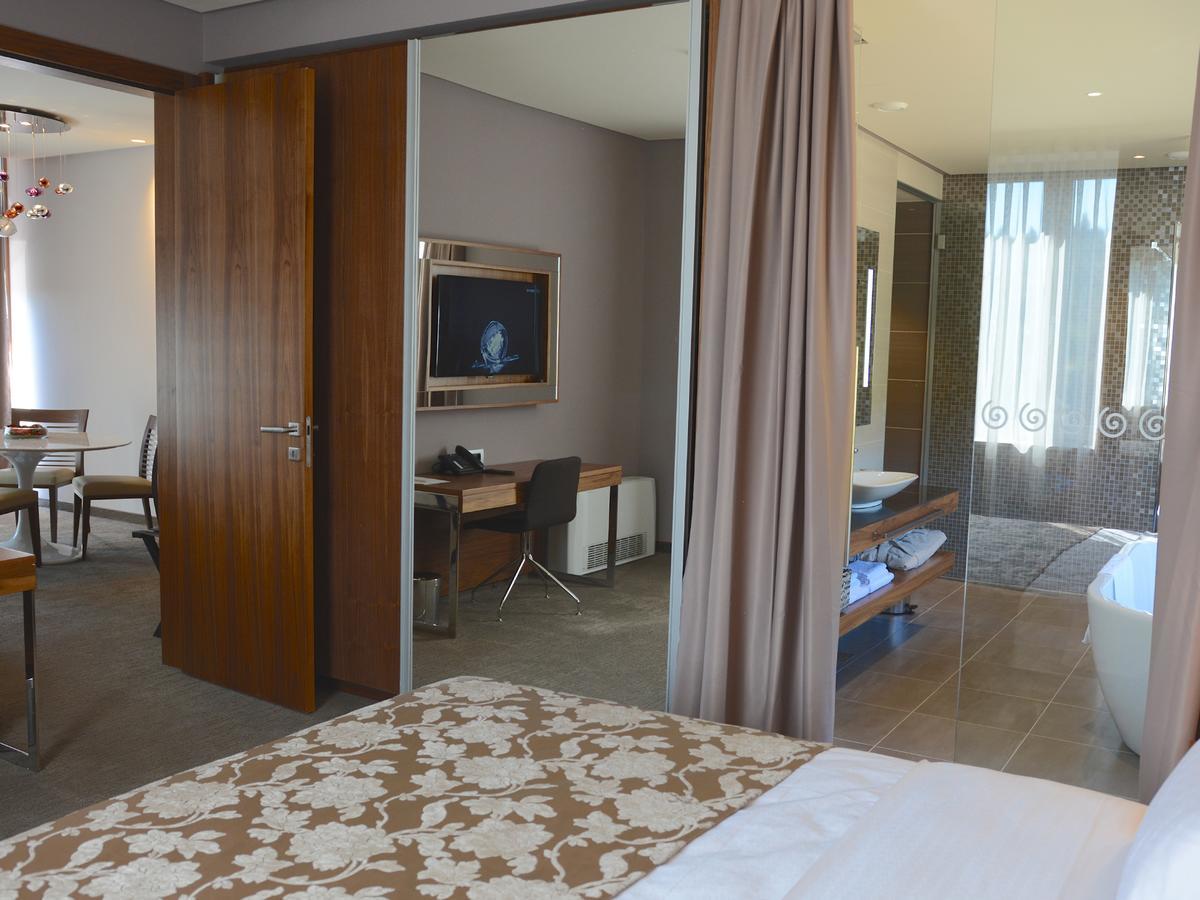 Atlantida Boutique Hotel ロガシュカ・スラティナ エクステリア 写真
