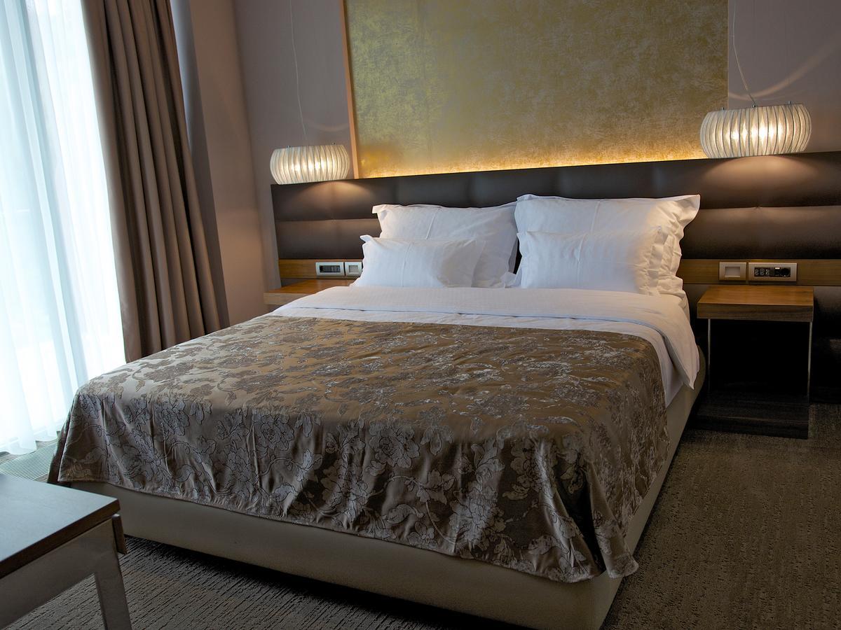 Atlantida Boutique Hotel ロガシュカ・スラティナ エクステリア 写真